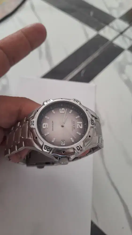 JAM TANGAN GUESS
