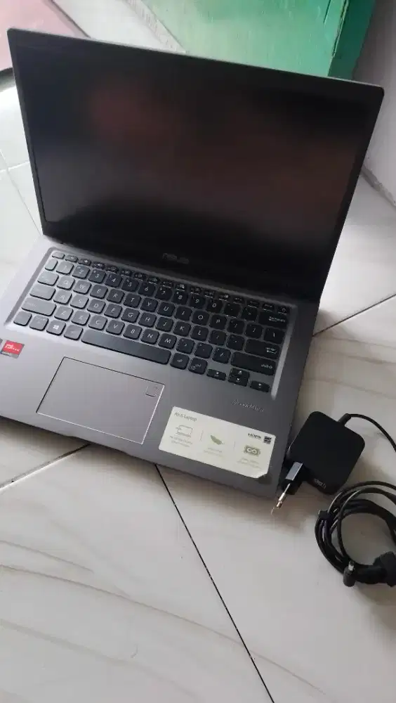 Asus SonicMaster M415D