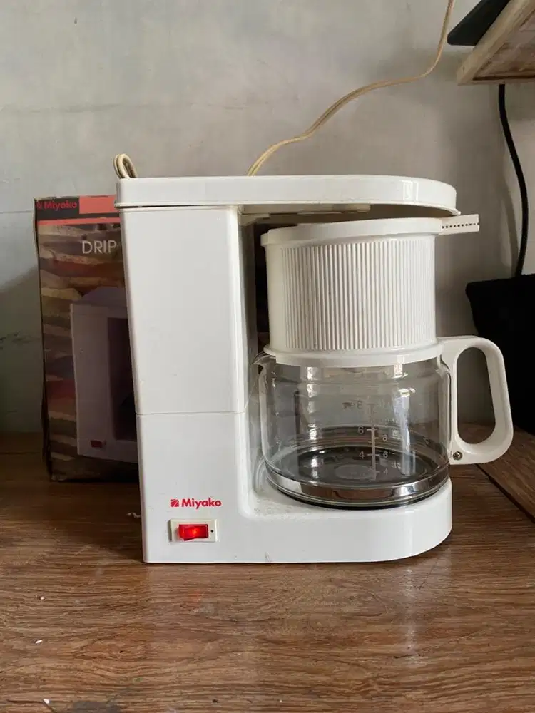 Drip Coffee Maker Miyako TSK126A
