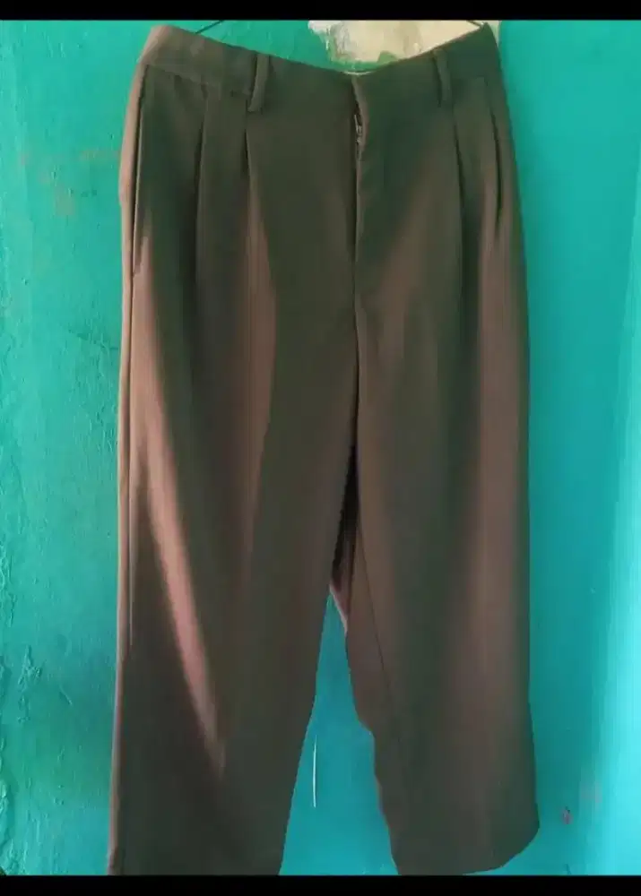 Celana Bahan Pria
