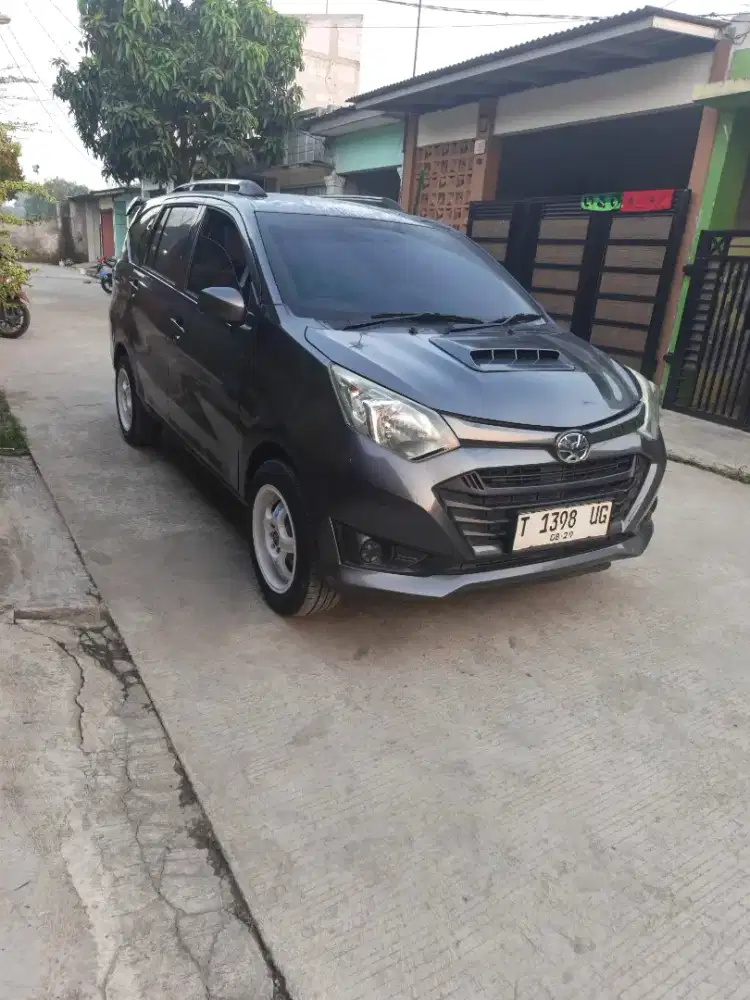 Daihatsu sigra M 2019 istimewa