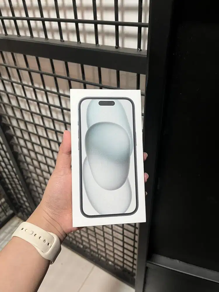 iPhone 15 Free Adapter Ori