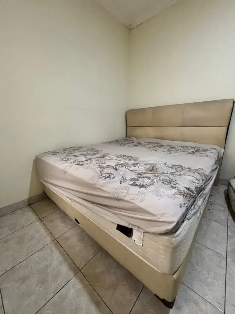 DIJUAL RANJANG SPRINGBED 1 SET LADY AMERICANA