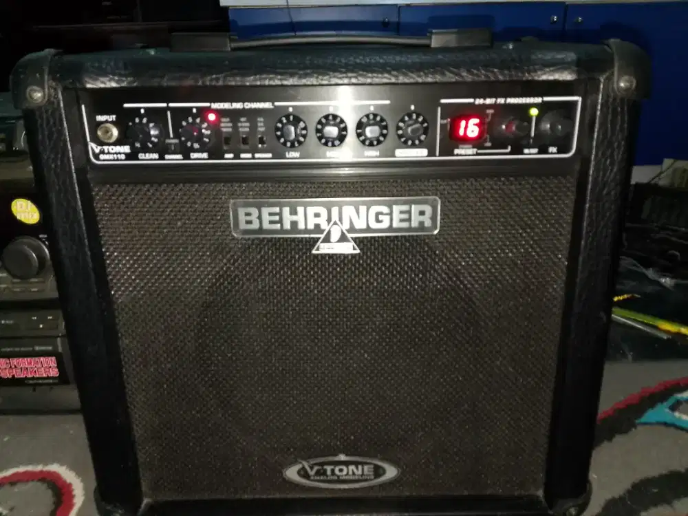 Behringer back sound