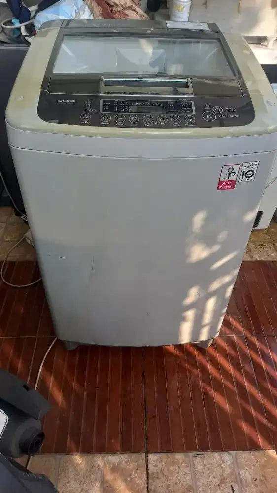 Mesin cuci LG Inverter kap 13kg