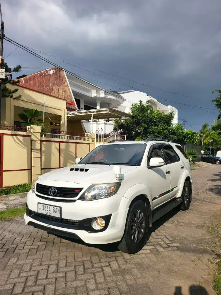 Toyota fortuner trd sportivo diesel at 2014 like new