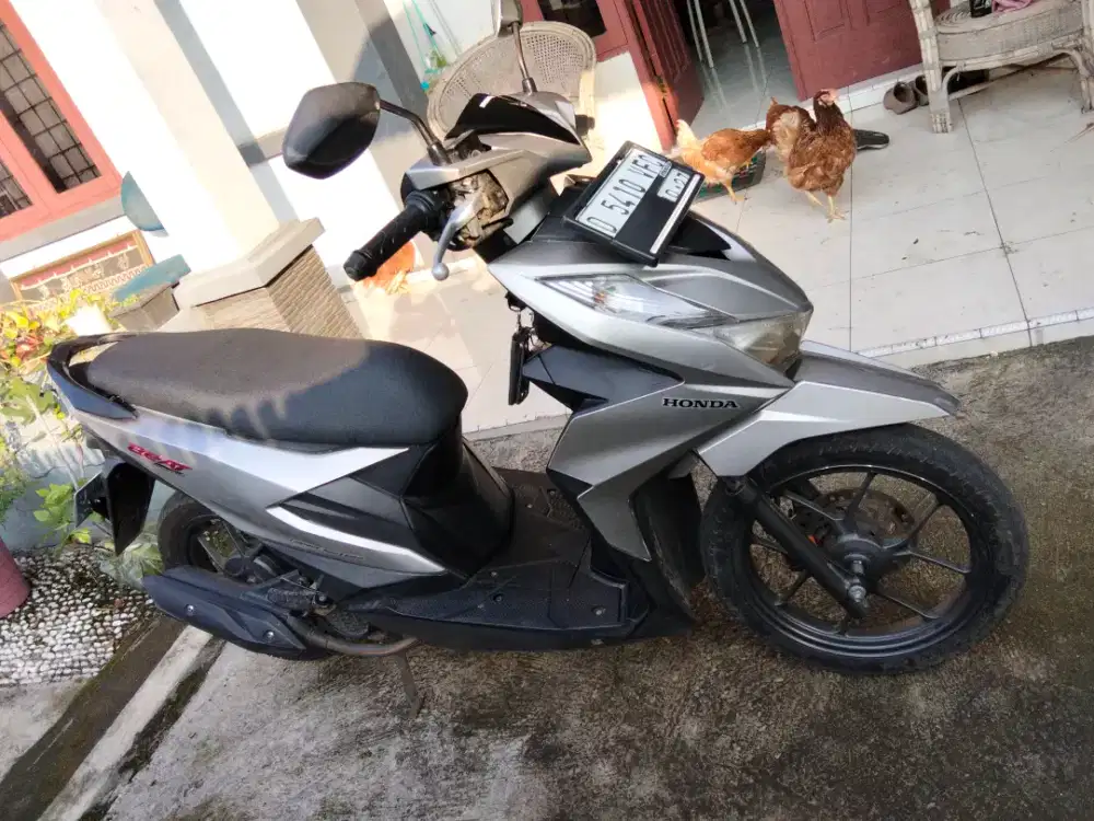 Honda Beat Deluxe CBS ISS 2022