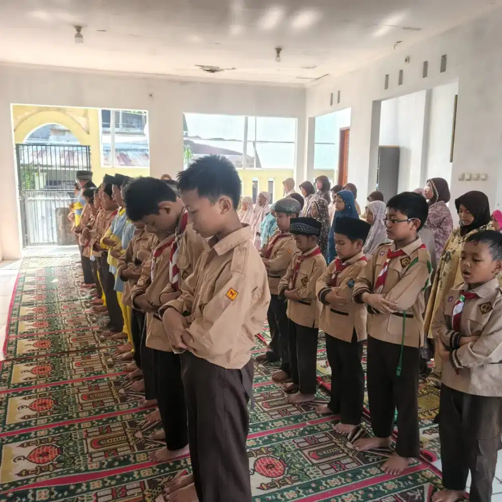 Lowongan Kepsek dan Guru