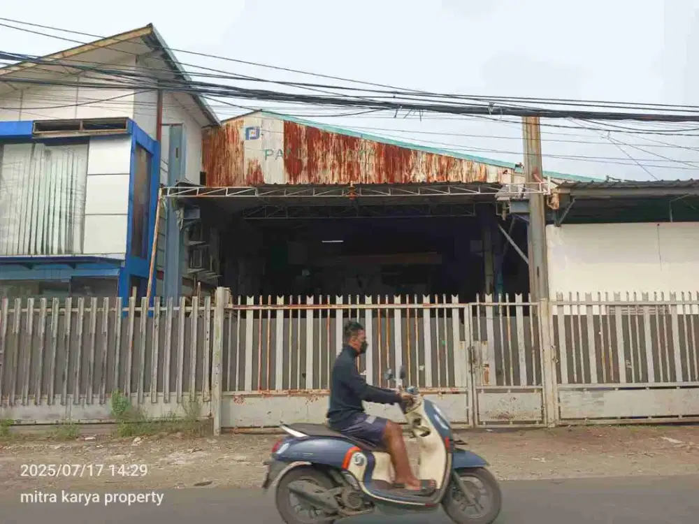 jual tanah Bonus gudang
strategis di jl raya Pulo gebang