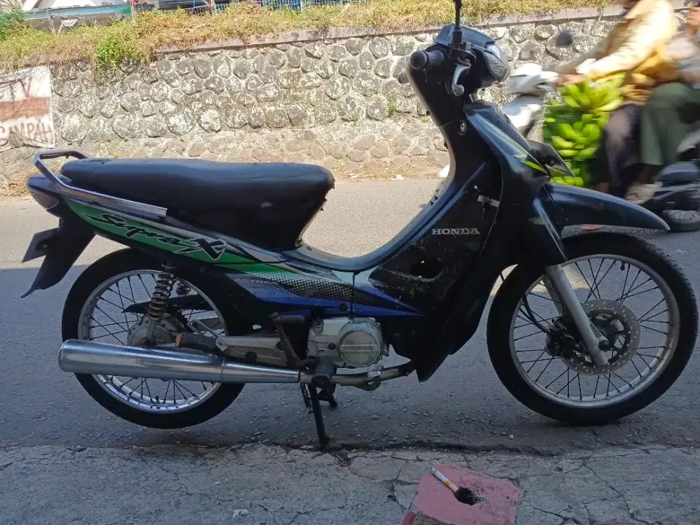 SUPRA X 2001 CAKRAM ORISNIL MULUS SIAP PAKAI MESIN ENAK STANDART HALUS