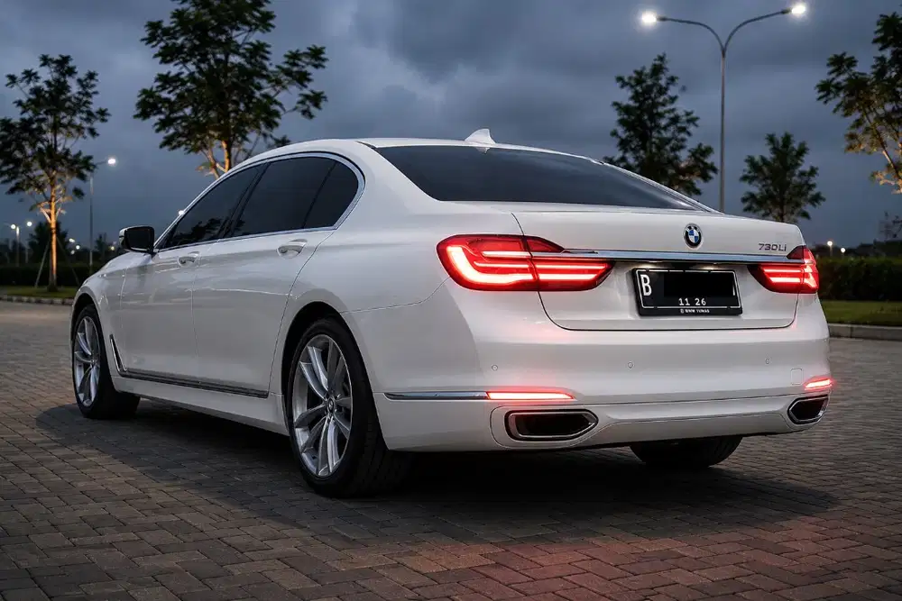 Termurah ! BMW G12 730Li Luxury ( Kondisi Siap Pakai SANGAT TERAWAT )