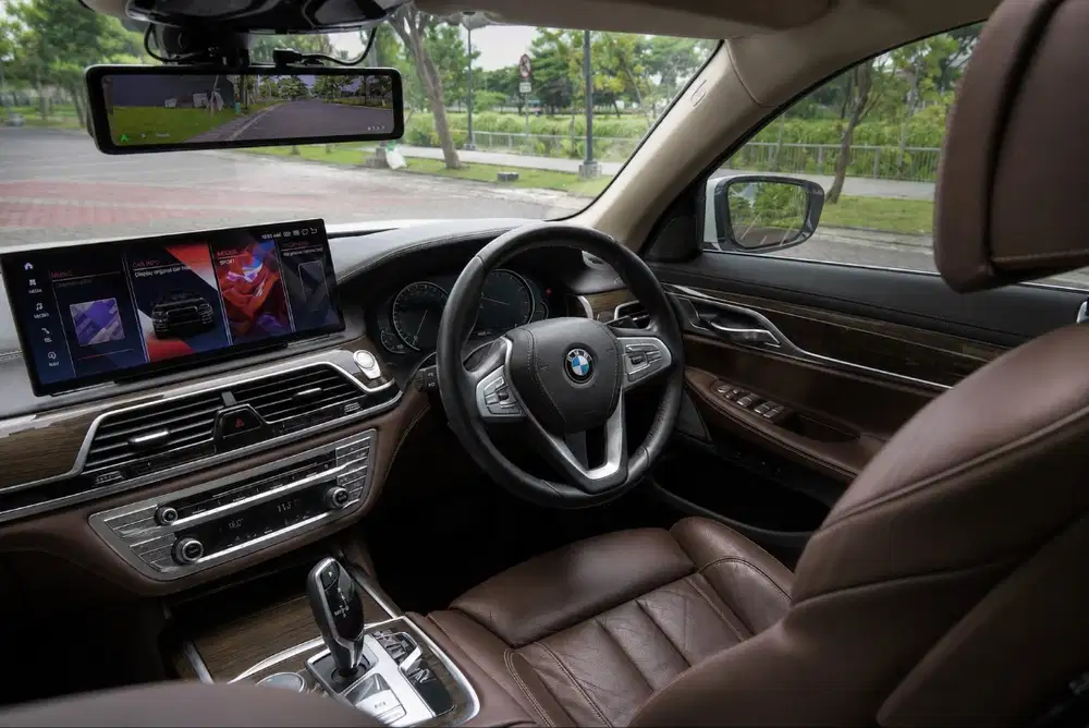 Termurah ! BMW G12 730Li Luxury ( Kondisi Siap Pakai SANGAT TERAWAT )