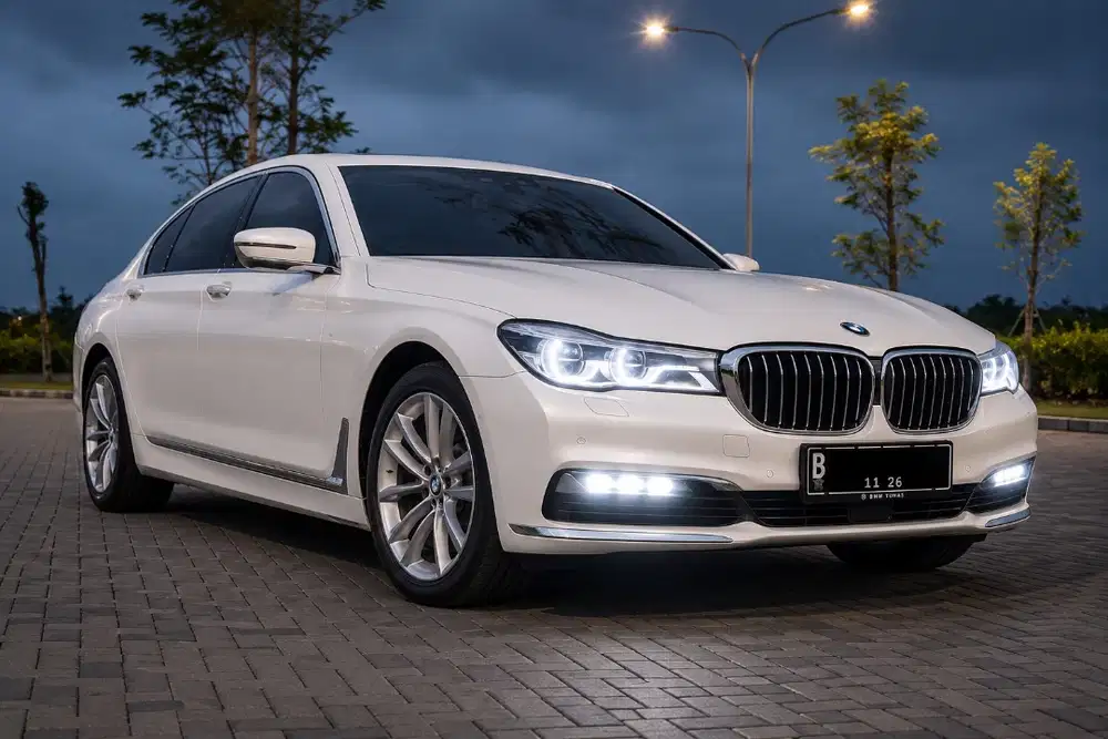 Termurah ! BMW G12 730Li Luxury ( Kondisi Siap Pakai SANGAT TERAWAT )