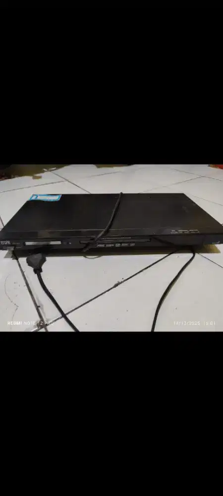 Dijual DVD kondisi masih nyala