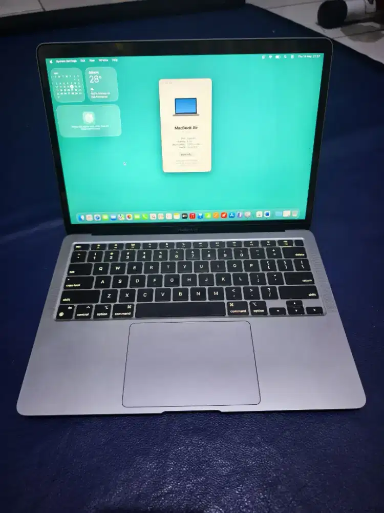Macbook Air  M1 Thn 2020