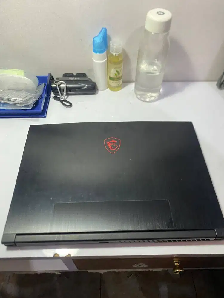 Laptop Gaming Msi GF63 Thin 9SCSR Core i7 Gen 9 RAM 8GB Dual VGA