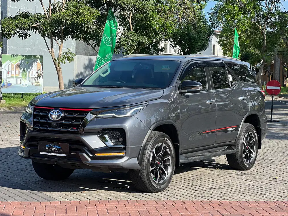 DP65JT New Fortuner TRD 2021