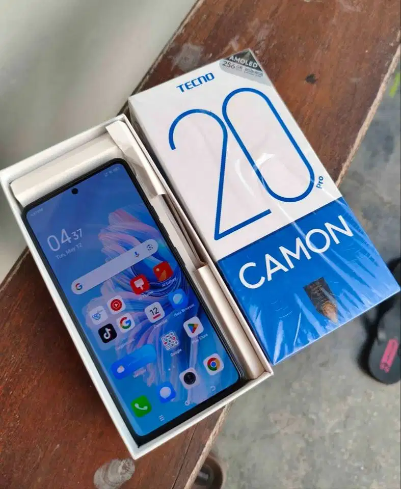 Tecno Camon 20 Pro 4G 8/256 Garansi Resmi