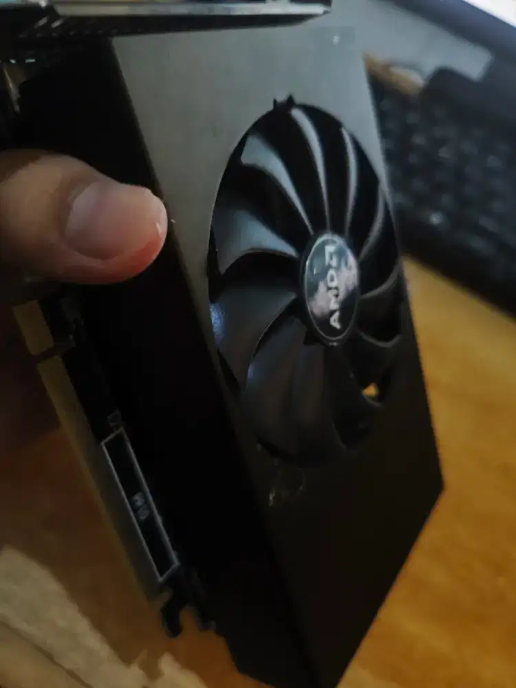 Rx vega 56 8GB HBM2 (minus