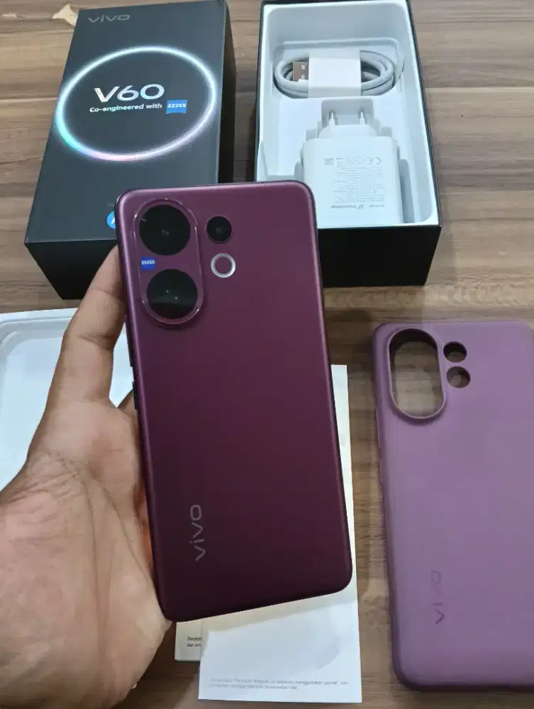 Vivo V60 5G 8/256 Seken mulus banget seperti baru