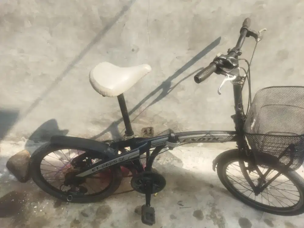 Sepeda lipat exotic 20
