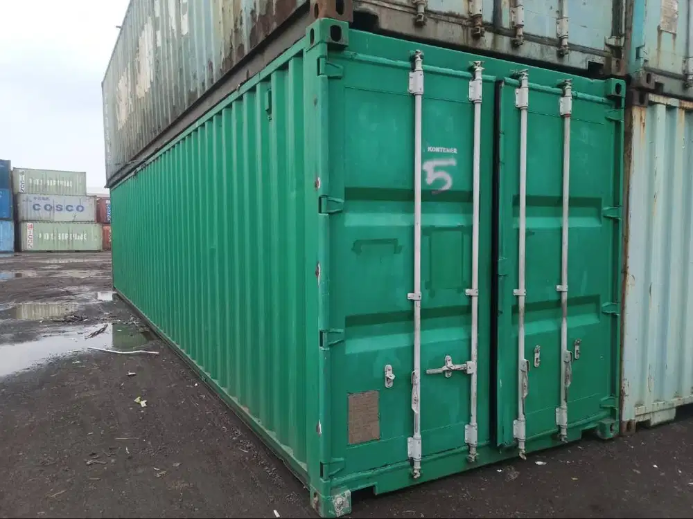kontainer 40ft dry kondisi 70-80%
