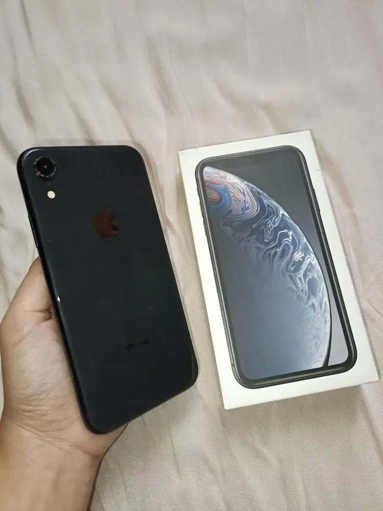 IPHONE XR 64GB garansi ibox