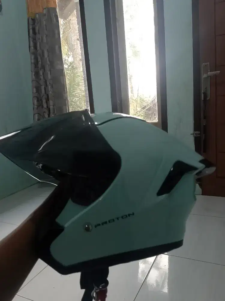 helm hrv proton