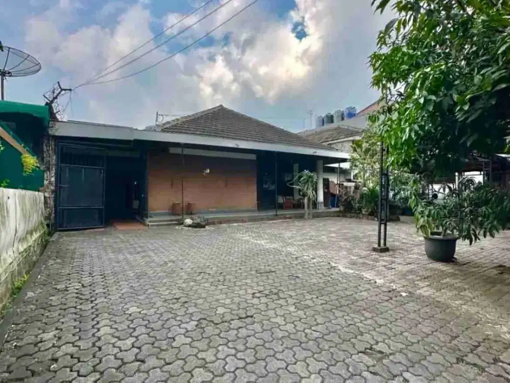 Rumah Second Siap Huni di Bandung | Lokasi Premium Pinggir Jalan Utama | Hunian Luas di Kawasan Strategis Kota Bandung – Cocok Rumah Tinggal & Usaha | Prime Location!