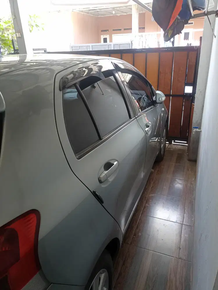 Toyota Yaris 2012 Bensin