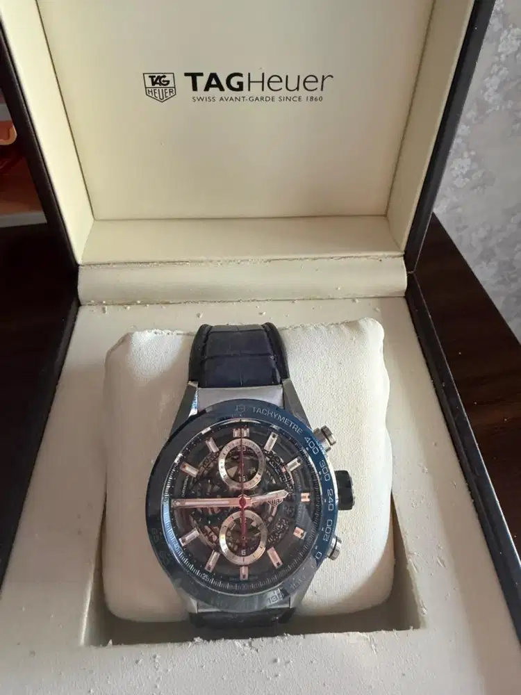 Tag heuer carrera 01