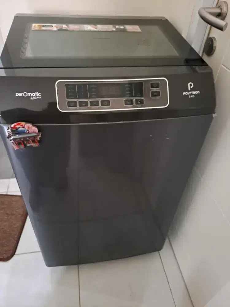 Polytron Zeromatic Laguna dengan kapasitas besar 9 KG