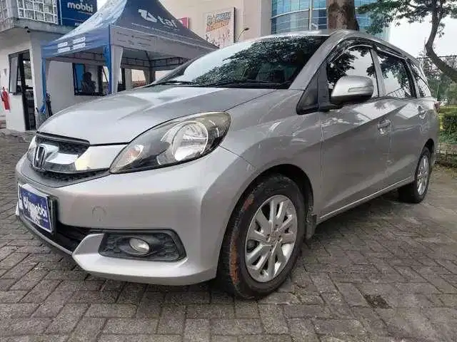 TERMURAH Honda Mobilio 1.5 E Bensin-AT 2015 SFH B