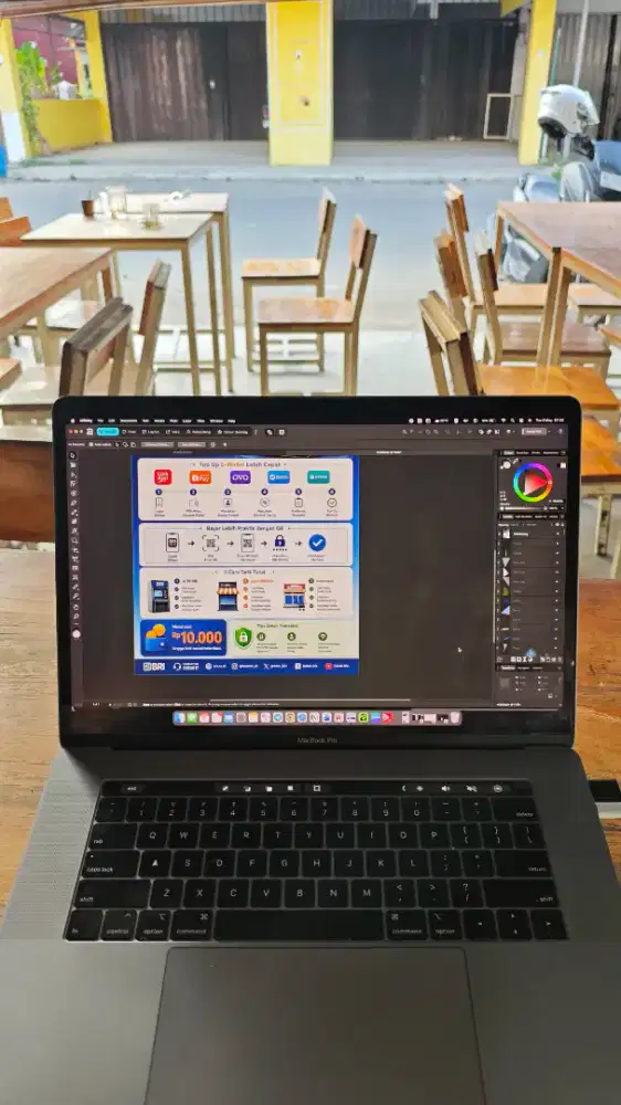 MACBOOK PRO 15 Inch Tourcbar, CORE I9 (MINUS)