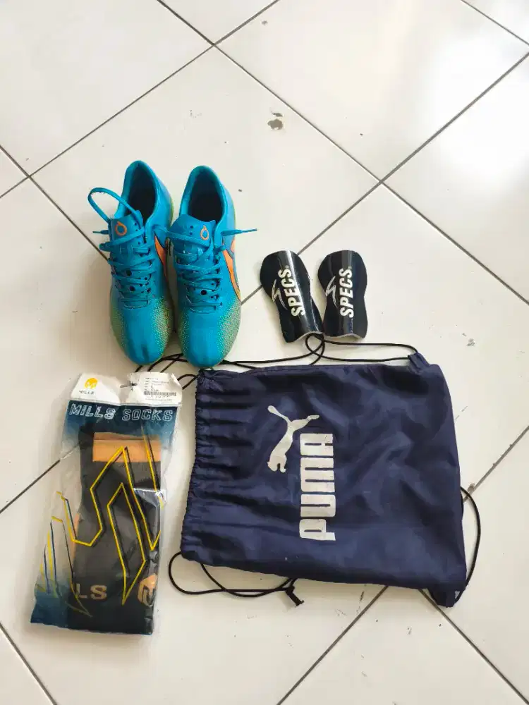 Dijual Sepatu Ortuseight Sirius Size 42 Paket lengkap, 200k Net.