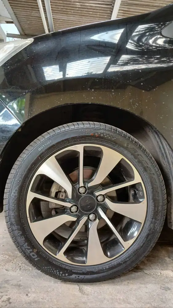 Jual Ban mobil Accelera ex velg Brio RS ukuran 185/60/R15