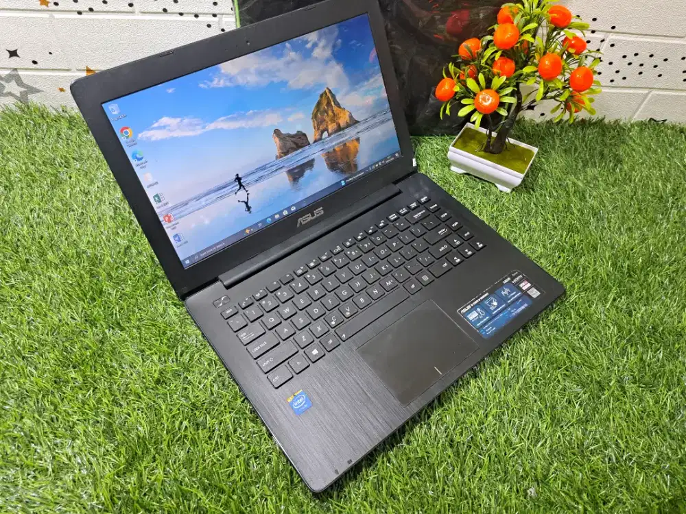 Jual cepat laptop asus X453 slim mulus