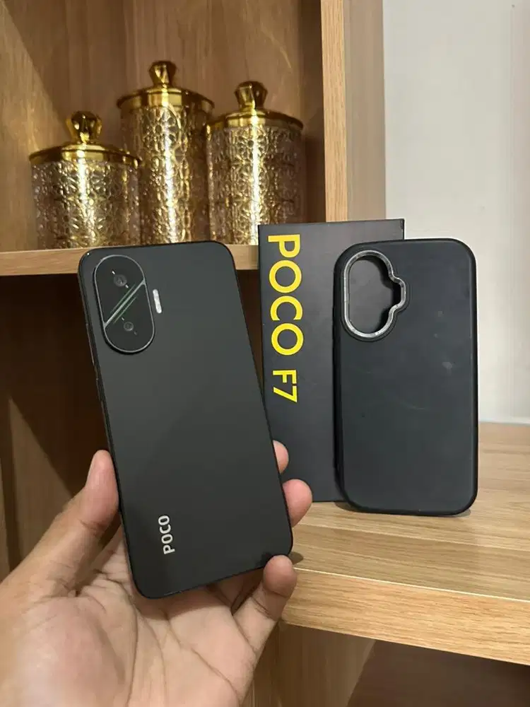 Poco f7 12/512gb Garansi desember 2026