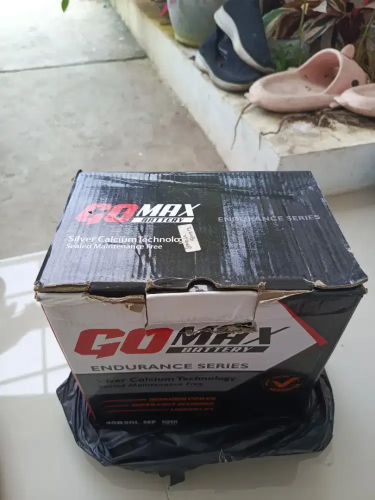 Aki bekas Toyota calya butuh di cas aja masih bagus harga 250rb nego