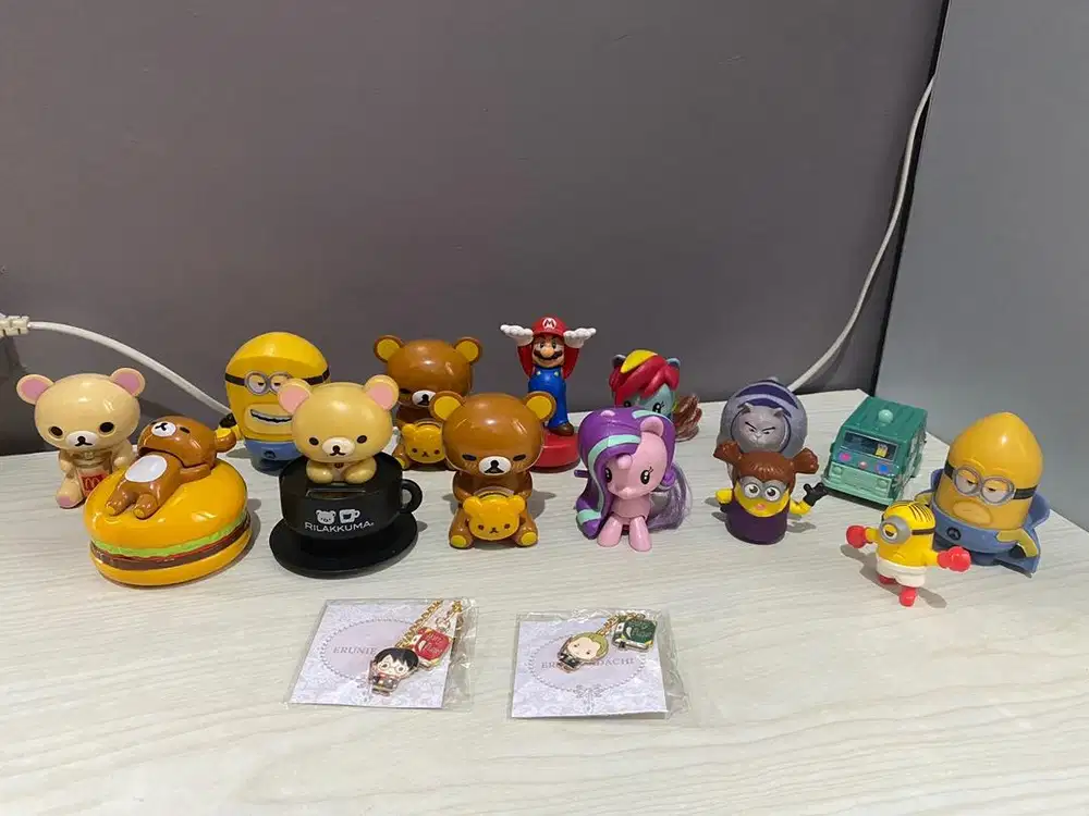dijual mainan atau pajangan lucu