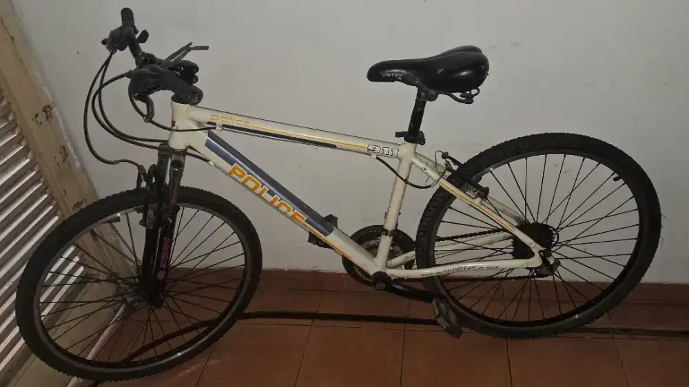 Sepeda merk polise ukuran 24 nego