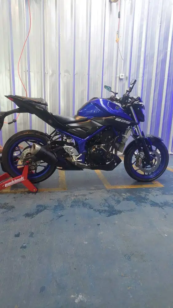 YAMAHA MT-25 BIRU TAHUN 2019