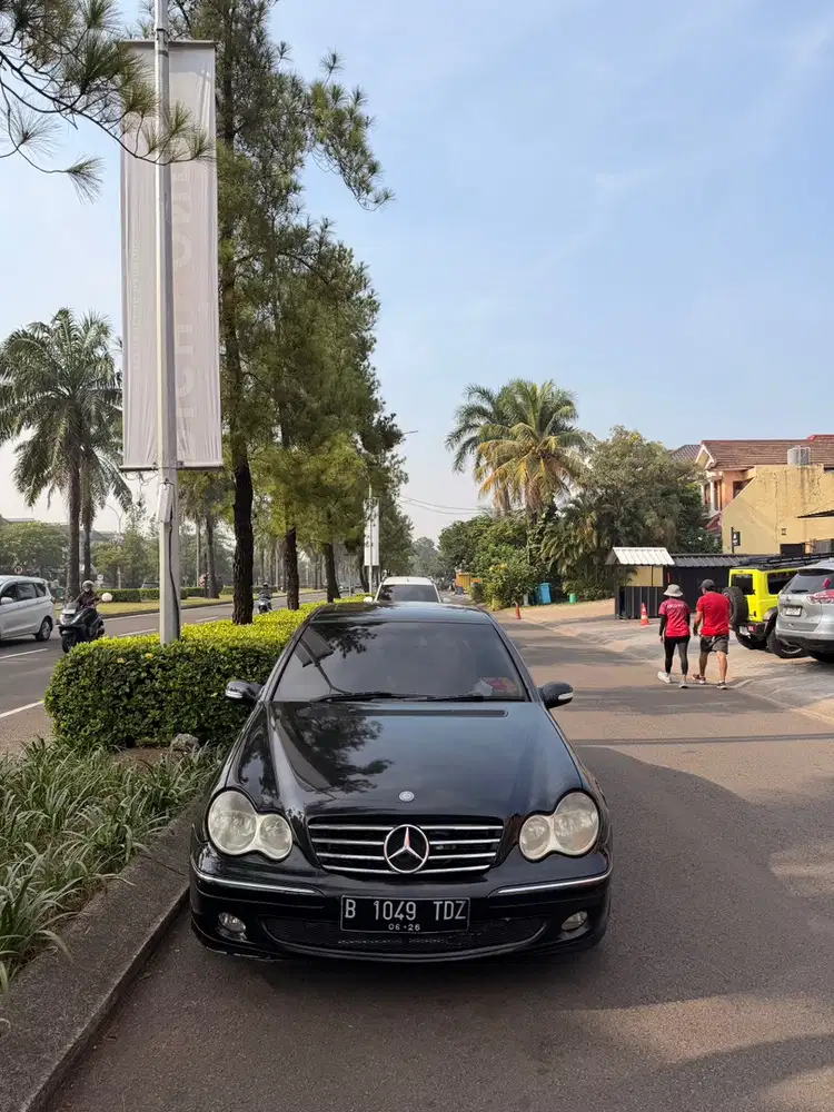 Mercedes-Benz C240 2005 Bensin
