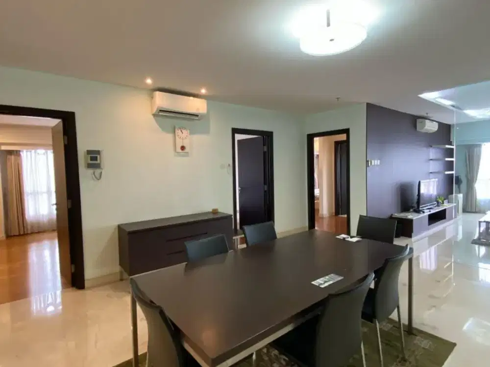 Apartemen Somerset Berlian 3BR – Lingkungan Tenang & Eksklusif