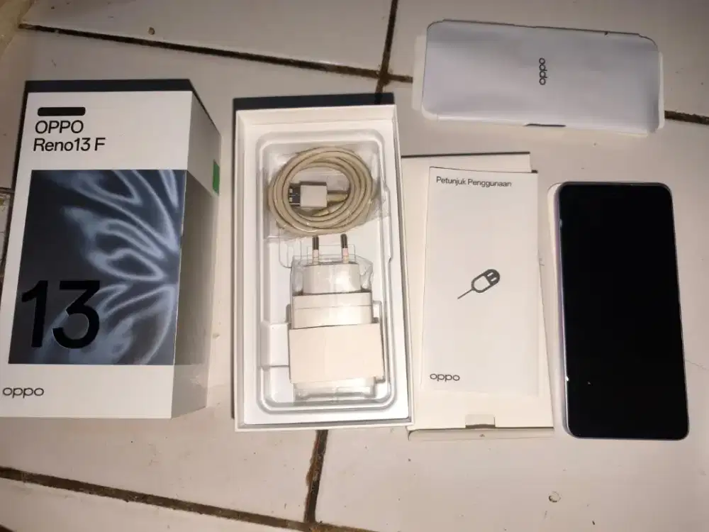 Oppo Reno 13F 4G Ram 8/256
