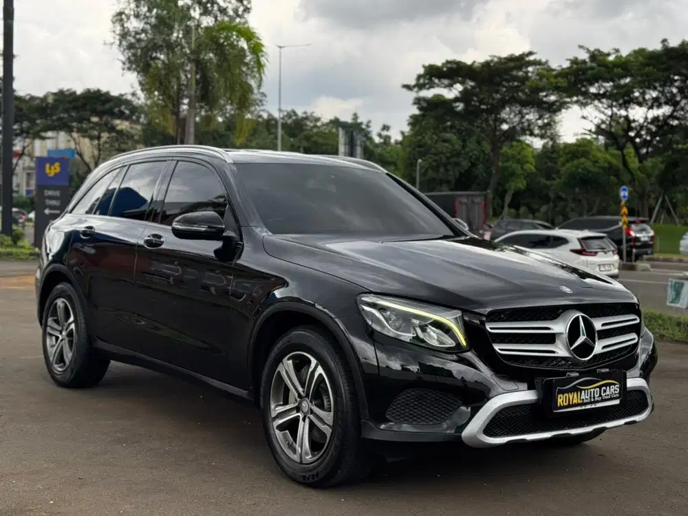 LOWKM SERVICE RECORD! Mercedes-Benz GLC250 Exclusive 2017 SIAP PAKAI
