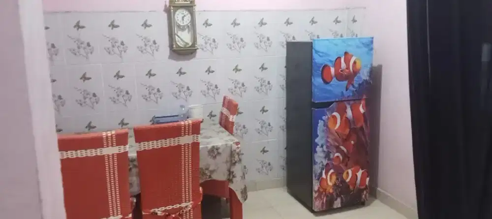 Dikontrakkan rumah dan isinya