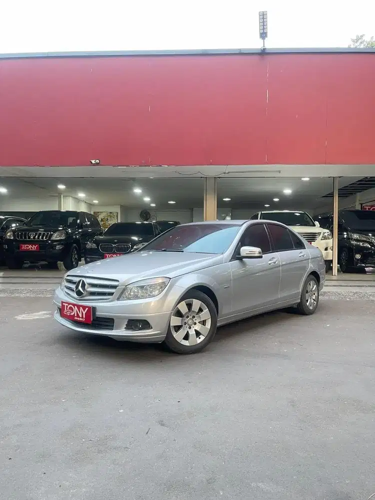 #Tony Mobil# Mercedes Benz C200 CGI AT 2011 Silver