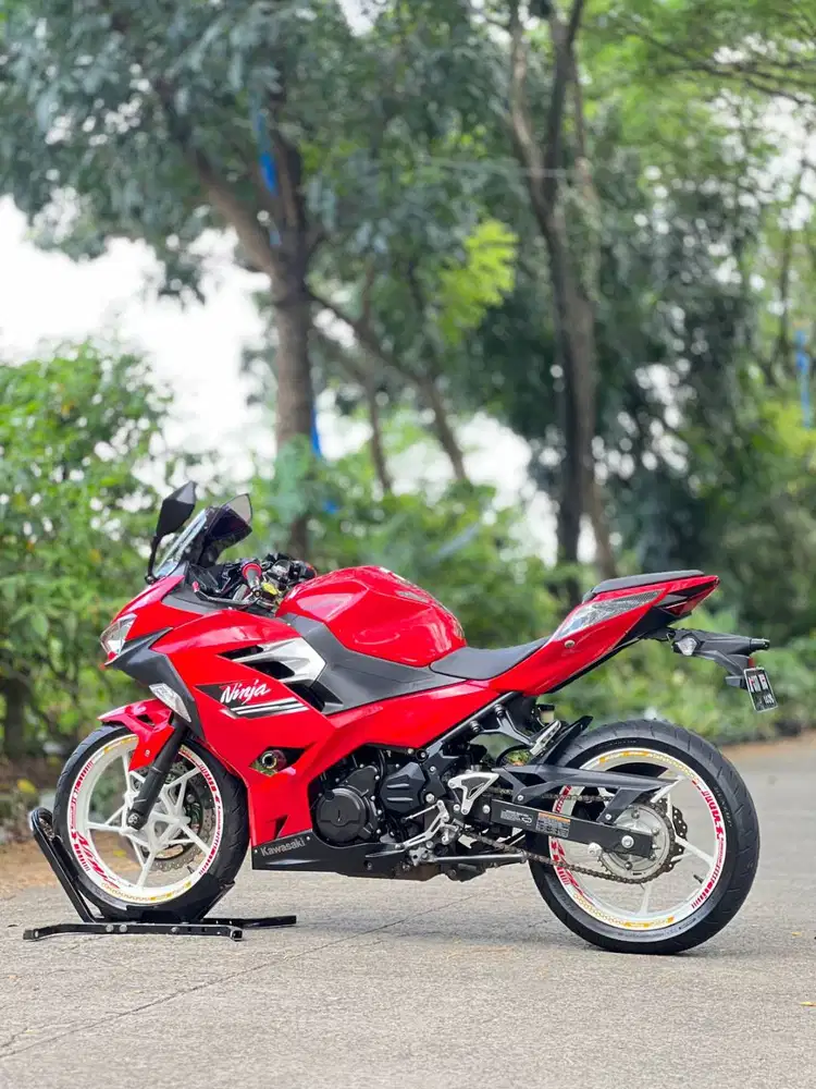 KAWASAKI NEW NINJA 250 FI MERAH 2021 KM 3K FULL MULUS