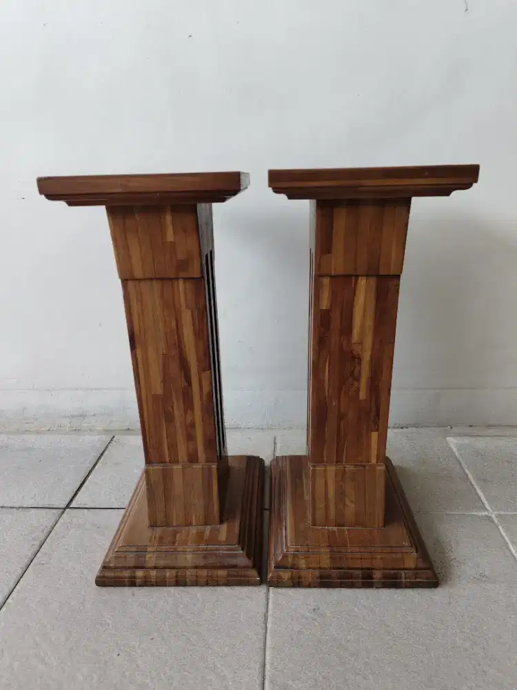 Stand Speaker kayu Jati